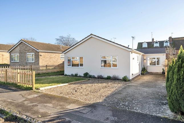 Thumbnail Bungalow for sale in Lockstile Way, Goring, Reading, Oxfordshire