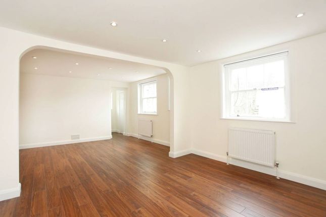 Maisonette to rent in Finchley Road, St. Johns Wood