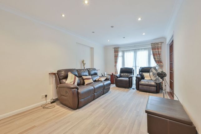 Woodland Close, HP1, Hemel Hempstead photo 5
