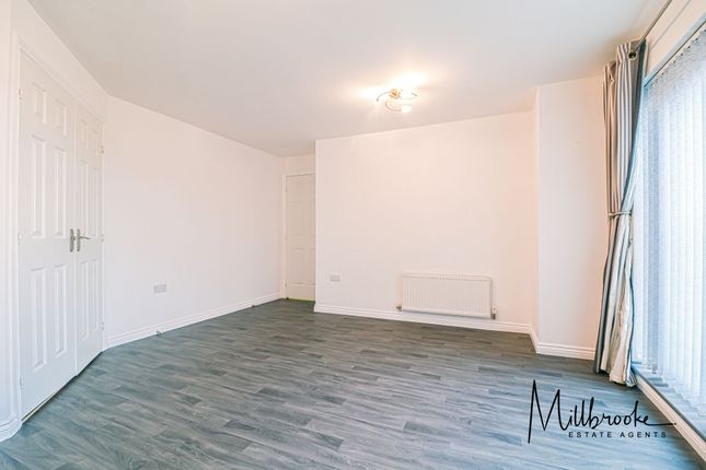 24 Hatherton Court, Manchester photo 3