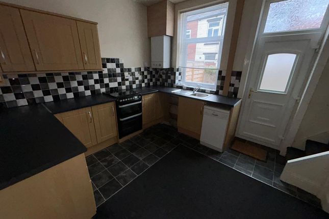 Brunswick Street, Oldham photo 4
