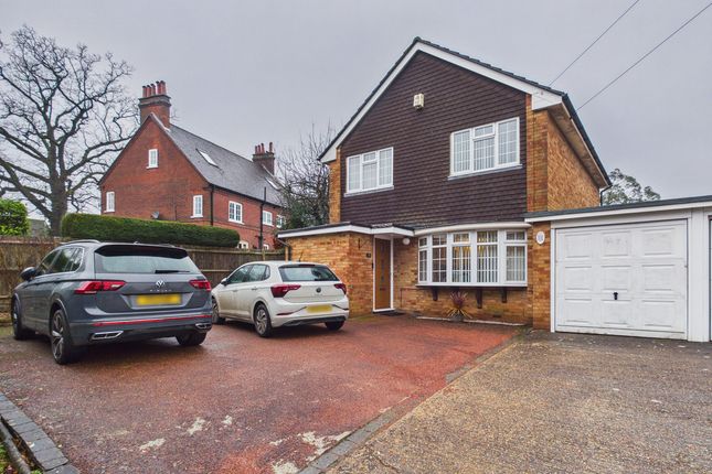 3-bed detached on 2, Green Lane, Leverstock Green, £700,000