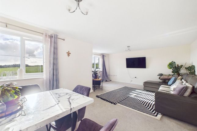 38 Chestnut Drive, Launceston photo 3