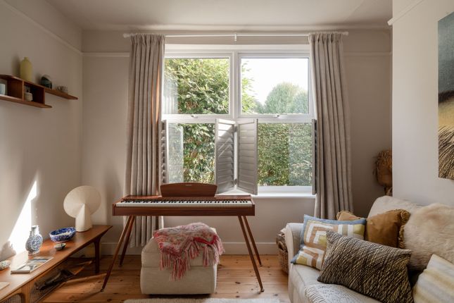 312204 - Ardleigh Road, London E17 - High Res-04759.Jpg