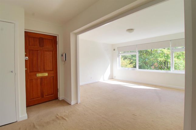 51, HEATHFIELD CLOSE, POTTERS BAR photo 3