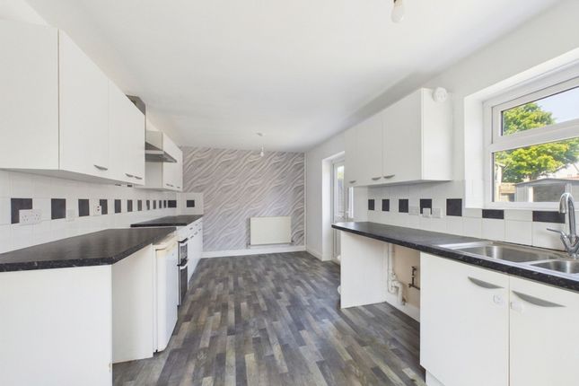 12 Laxton Road, Cheltenham photo 2