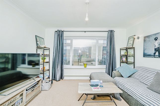 69, Waunscil Avenue, Bridgend photo 2