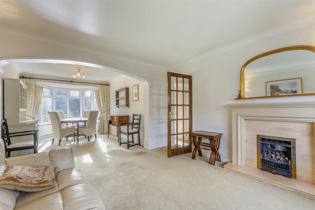 6, Chatsworth Close, Mansfield photo 2
