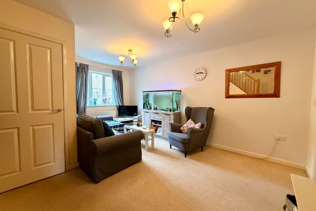 68, Zander Road, Calne photo 2