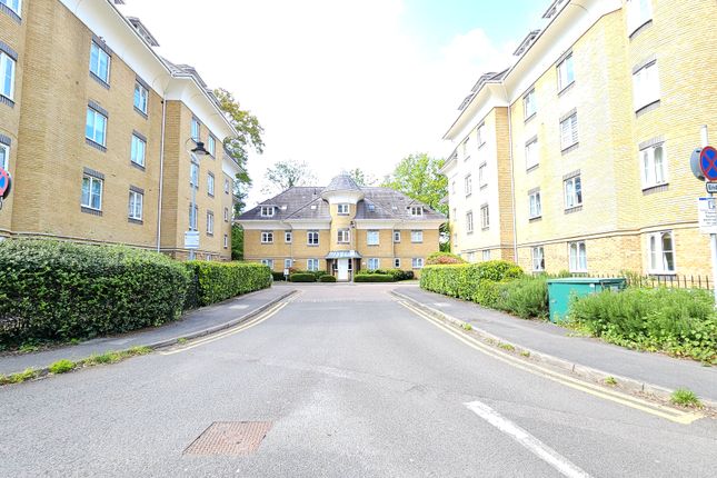Thumbnail Flat for sale in Century Court, Horsell, Woking