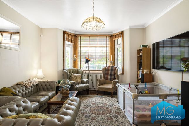 52, Kelvin Avenue, London photo 2