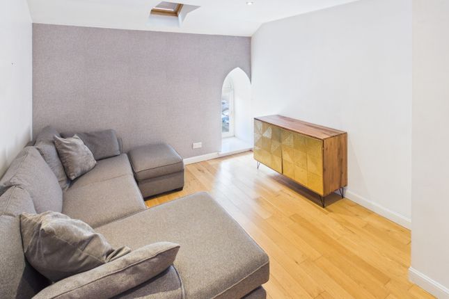 16 Green Street, Forfar, DD8 3AR, Forfar photo 2