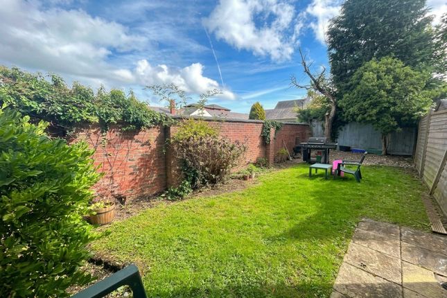 32 Cranford Square, Knutsford photo 4