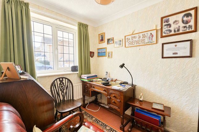 25, Tebourba Drive, Gosport photo 4