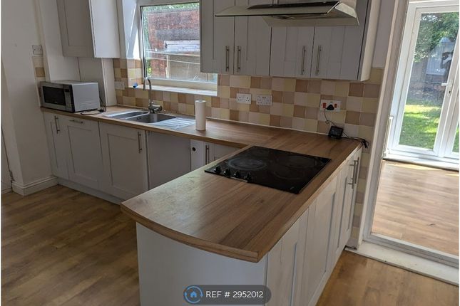 Hardfield Road, Middleton, Manchester photo 4