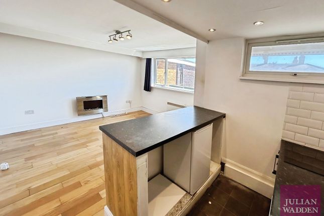 Flat 1 The Hollins,, Marple, Stockport photo 2