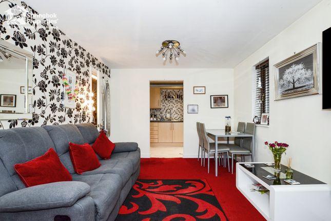 7, Davidson House, Hemel Hempstead photo 3