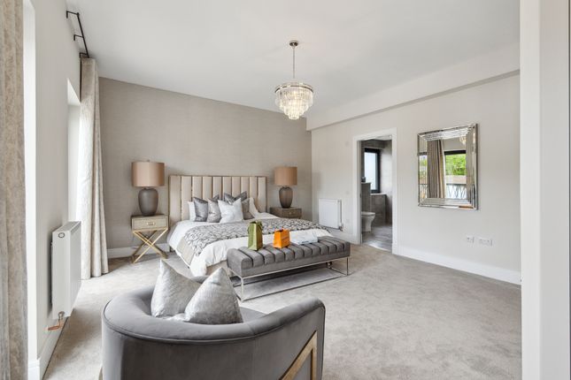 Town house for sale in The Glades, Glebe Wynd, Bothwell, Glasgow