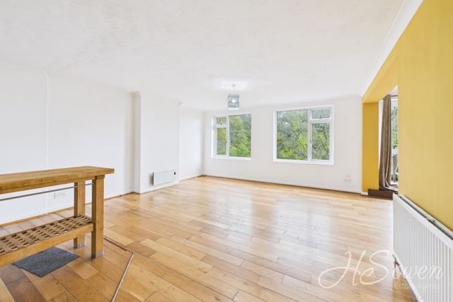 35, Windmill Avenue, Paignton photo 3