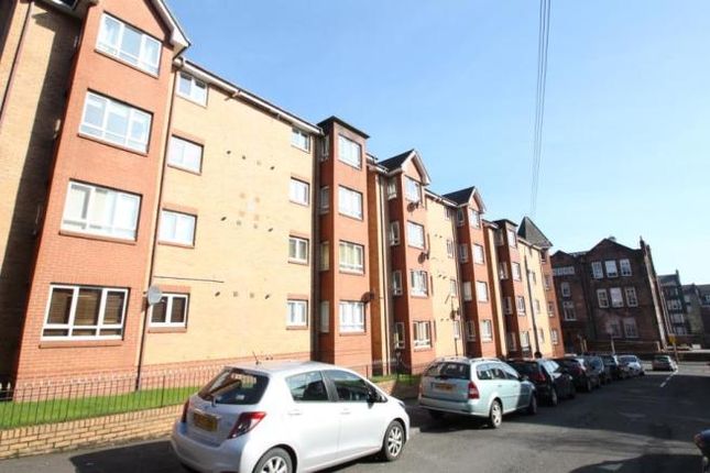 Flat to rent in Golfhill Drive, Dennistoun, Glasgow