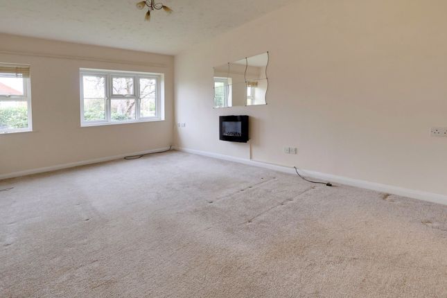 Flat 1, Beaumont Lodge Addington Road, West Wickham photo 2