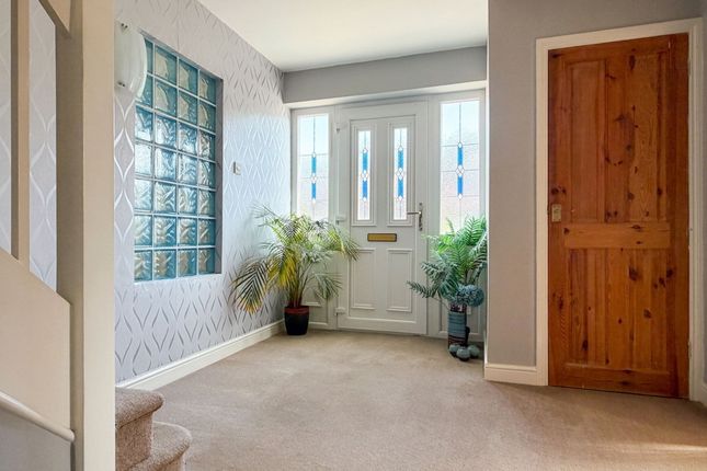 7 Roman Way, Southampton photo 4