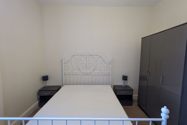 72, Victoria Road, Birmingham photo 5