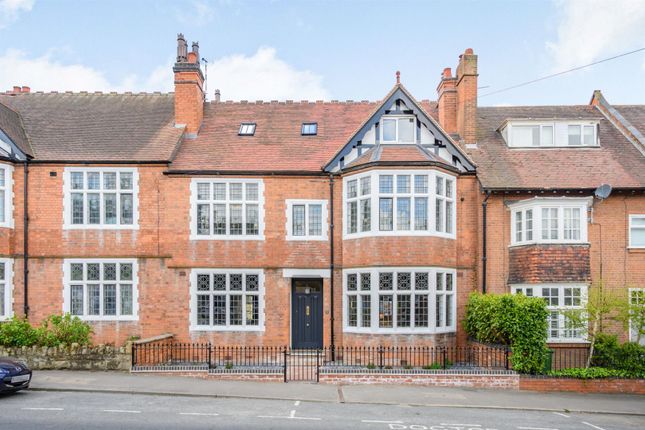 Thumbnail Town house for sale in Cape Road, Warwick, Warwickshire