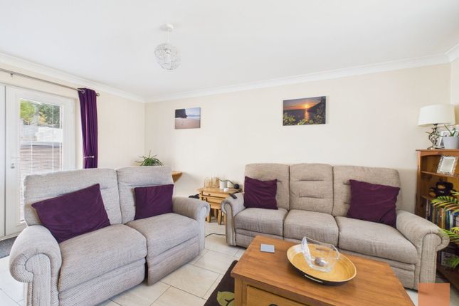 41, Wilkinson Gardens, Redruth photo 3