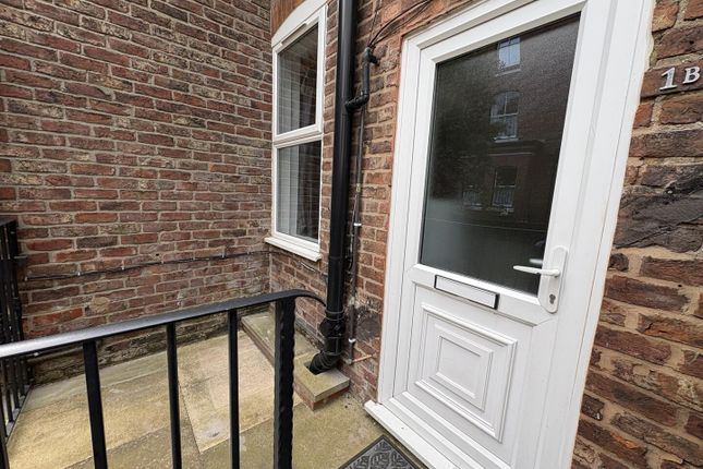 Flat 1B, 17-19, Alexandra Road, Sale photo 2