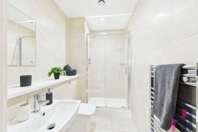 706B Media City, Michigan Point Tower B, Salford photo 2