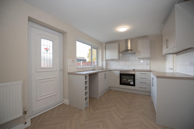 Neston Drive, Nottingham photo 3