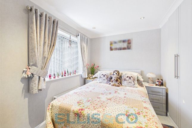 16, Bourne Park, Tonbridge photo 4