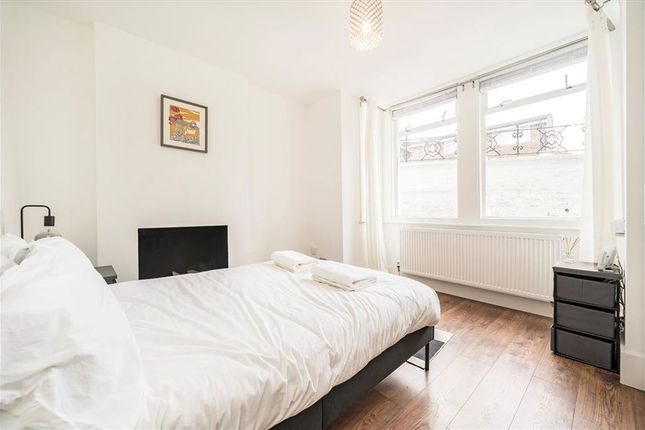 73A, Victoria Way, London photo 4