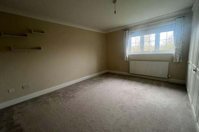 Detached house to rent in Carlton Gardens, Orchard Lane, Leicester