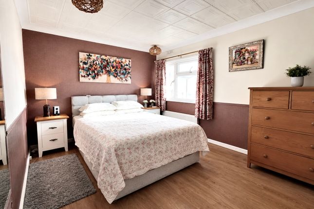 12, Ash Road, Banwell photo 2
