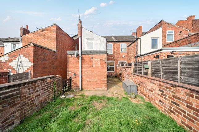 7, Devon Street, Lincoln photo 4