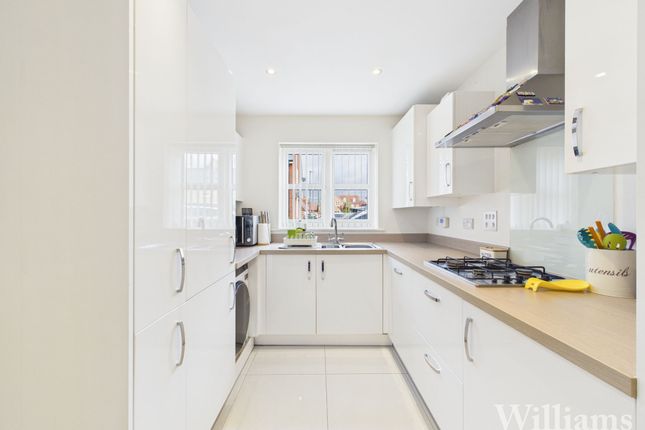 10 Herman Street, Aylesbury photo 3