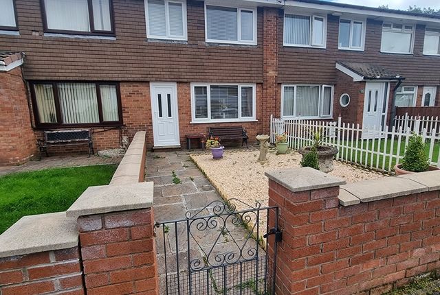 Mews house for sale in Canterbury Crescent, Middleton, Manchester