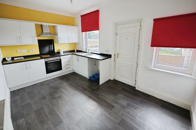 7, Hill Terrace, Crook photo 3