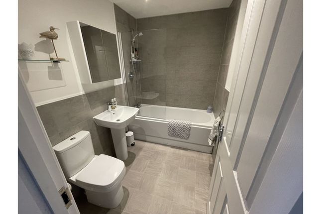 Town house for sale in Larch Lane, Preston