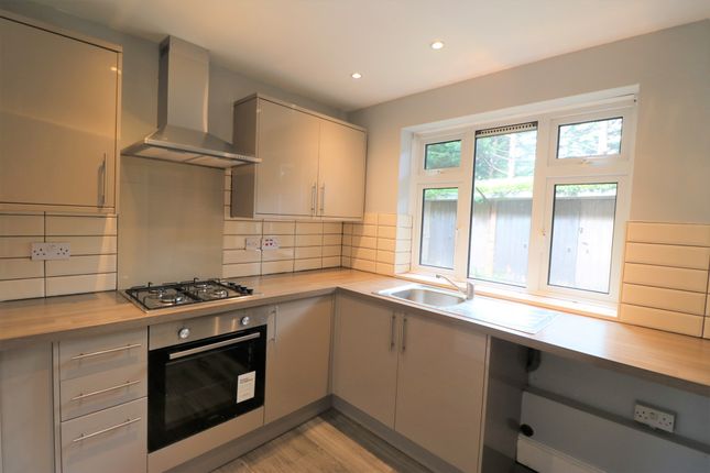 Flat for sale in Little Gearies, Ilford