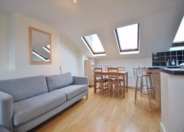 TFF, 40, Delaford Street, London photo 2