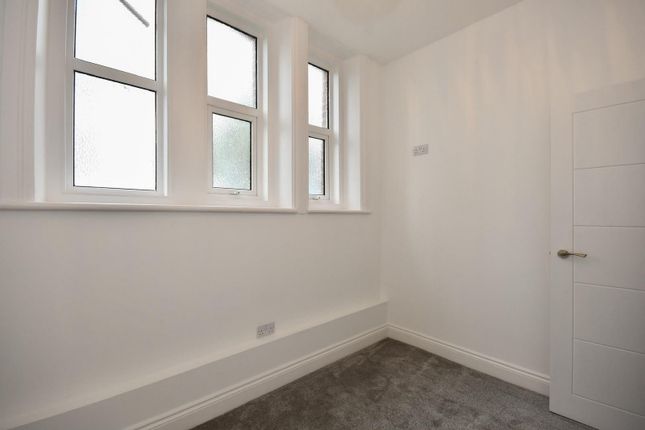 F12, 13, Durley Gardens, Bournemouth photo 5
