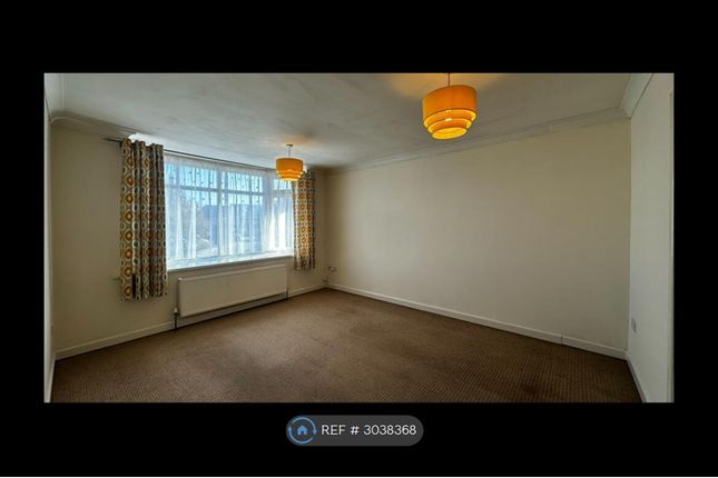 Flat, Wimborne Road, Bournemouth photo 3