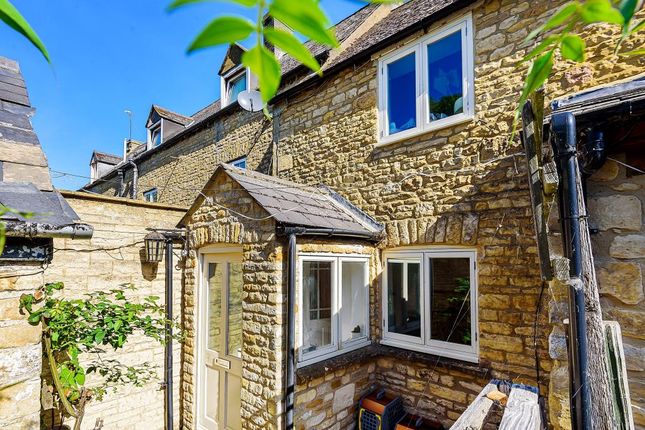 Thumbnail Cottage for sale in Chipping Norton, Oxfordshire