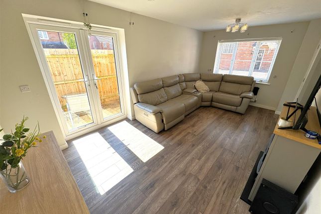 24, Sunningdale drive, Corby photo 3