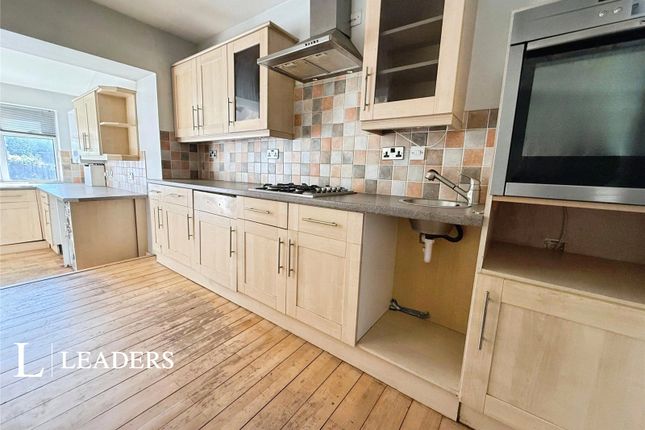 35, Downlands Avenue, West Sussex photo 2