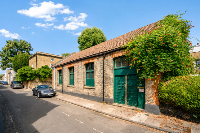 2-bed house on 10, Orleans Road, Twickenham, £1,000,000
