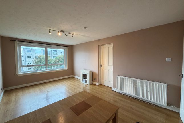 29, Ayr photo 3